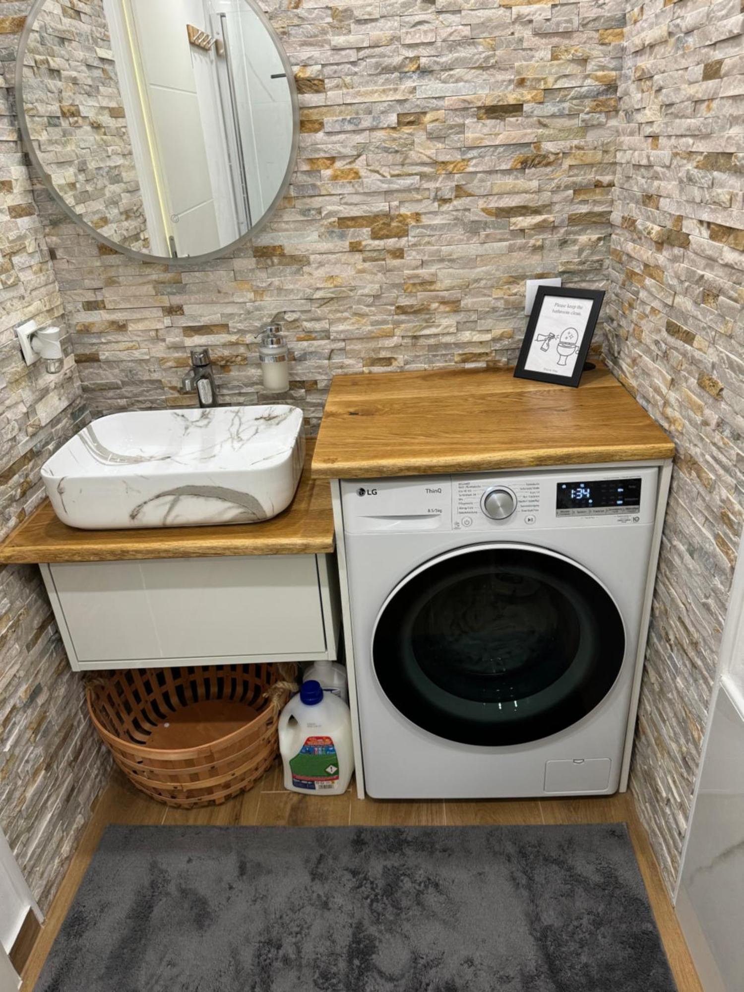 Best Central Apartment - Am Marktplatz - Up To 5 - Next To Frankfurt And Hanau - Coffee And Snacks - Netflix, Prime, Disney Nidderau ภายนอก รูปภาพ